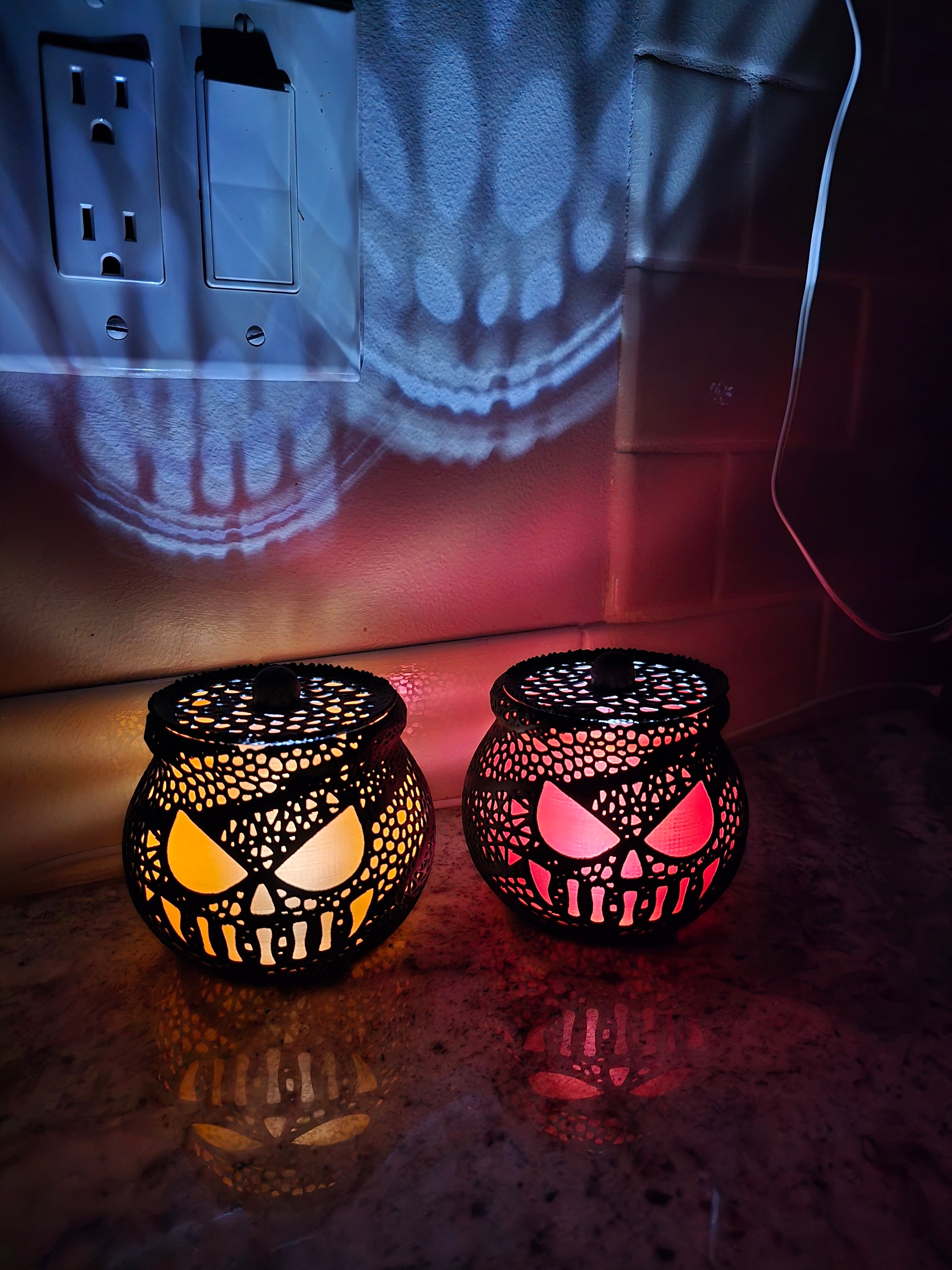 Home & Holiday Items